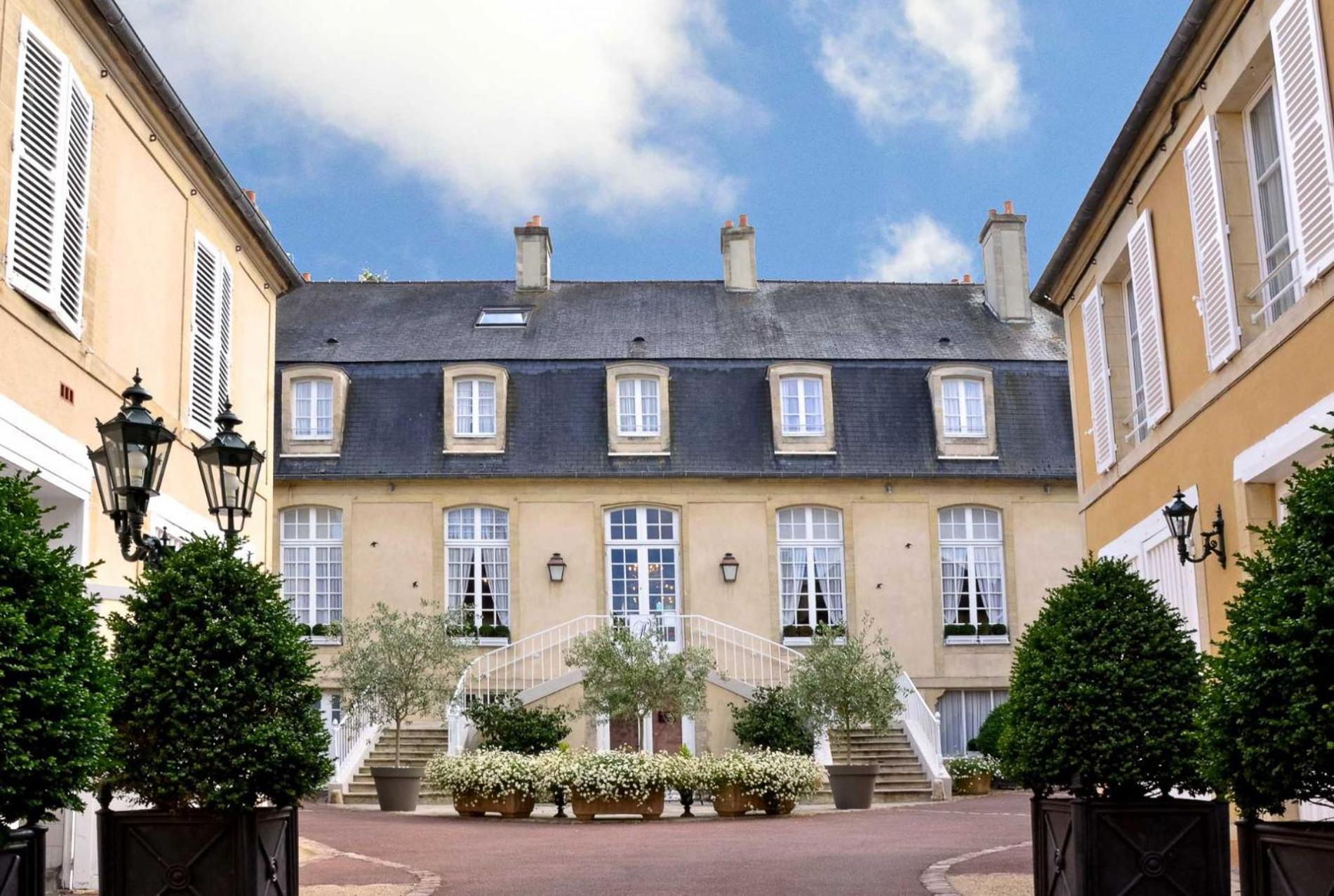 Hotel D'Argouges Bayeux Bagian luar foto