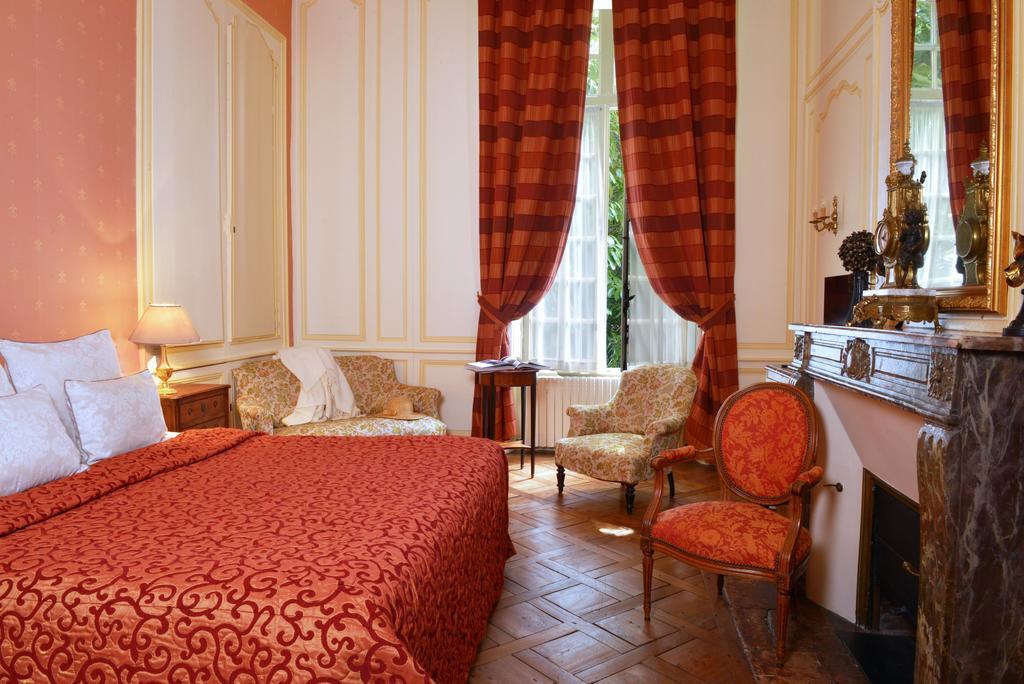 Hotel D'Argouges Bayeux Bagian luar foto