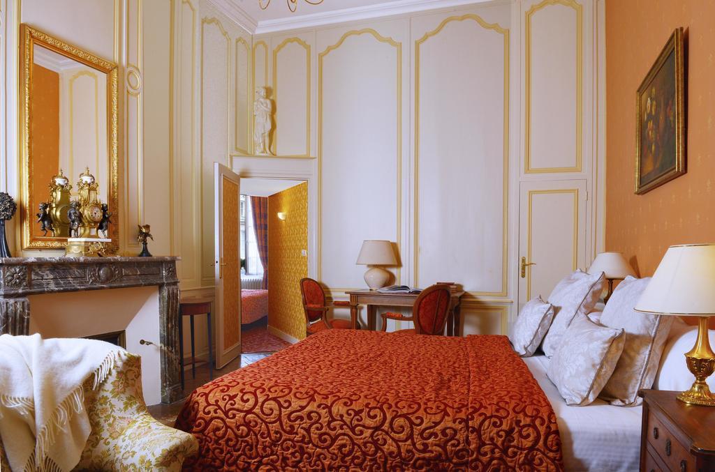 Hotel D'Argouges Bayeux Bagian luar foto